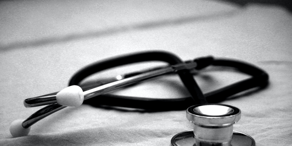 featured image thumbnail for post AI in healthcare lags behind